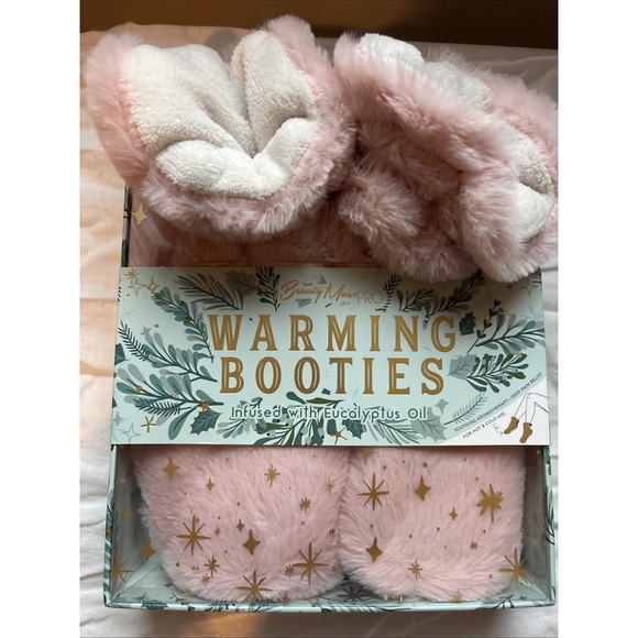 Warming Slippers For Winter . - Picture 1 of 2